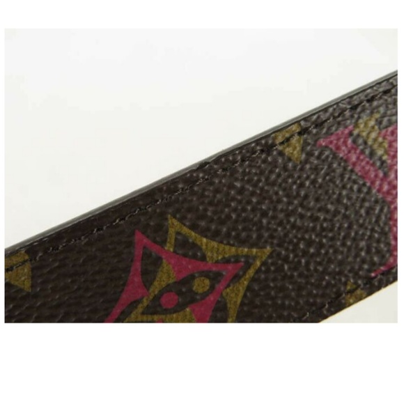 💯AUTH  LOUIS VUITTON LV BUCKLE CEINTURE BELT - Picture 3 of 8